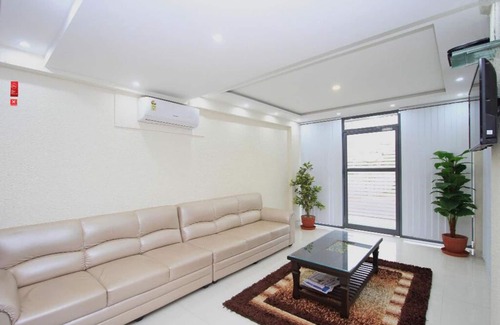 Bengaluru Hotel | Calm&Cozy Stay Modestly Designed Rooms@Bangalore