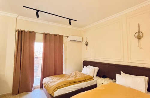 Abdin Bed & Breakfast | Calm hotel with private rooms and private bathrooms with air conditioner