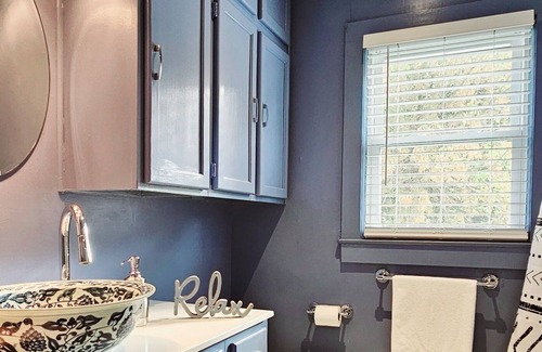 Jonesville House | Calming Yadkin Valley Escape