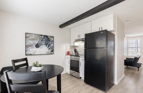 Arlington Heights House | Calmont Guest House