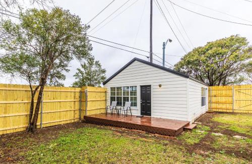 Arlington Heights House | Calmont Guest House