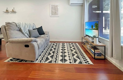 Hamlyn Heights Apartment | Calvert Stay Summary