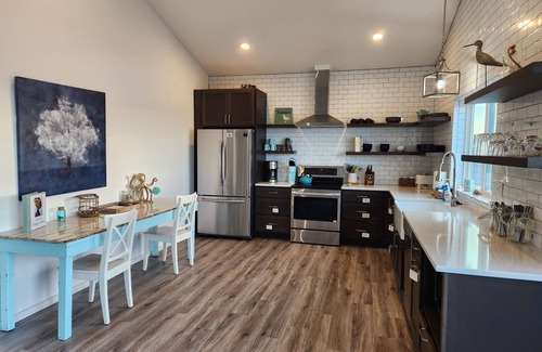 Ocean Shores House | Calypso`s View - Private beach and hot tub