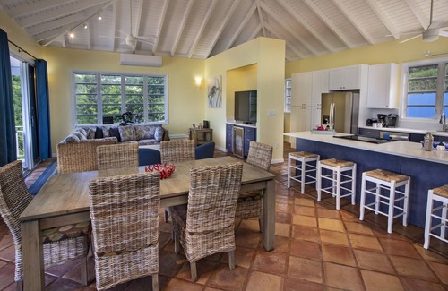 Estate Frenchman Bay Villa | CalypsoBlu - Beautiful views of Morningstar Beach and the cruise ships entering and leaving port!