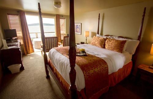 Camano Island Hotel | Camano Island Inn