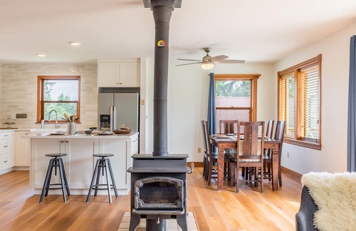 Greenbank House | Camano Vista Paradise - Game Room | Views