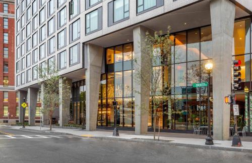 D Street - West Broadway Hotel | Cambria Hotel Boston Downtown - Seaport