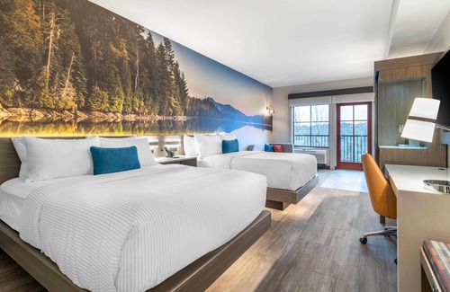 Lake Placid Hotel | Cambria Hotel Lake Placid - Lakeside Resort