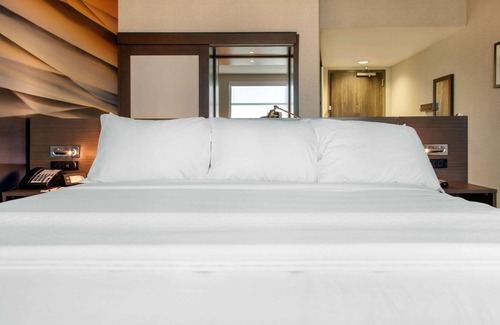 Ocean City Hotel | Cambria Hotel Ocean City - Bayfront