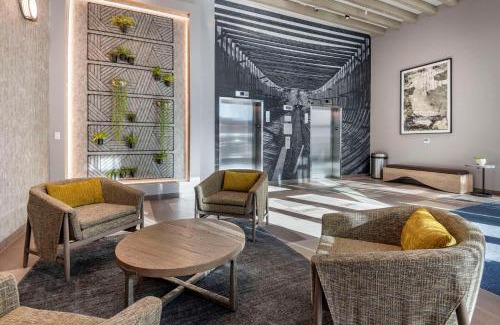 East Bayside Hotel | Cambria Hotel Portland Downtown Old Port