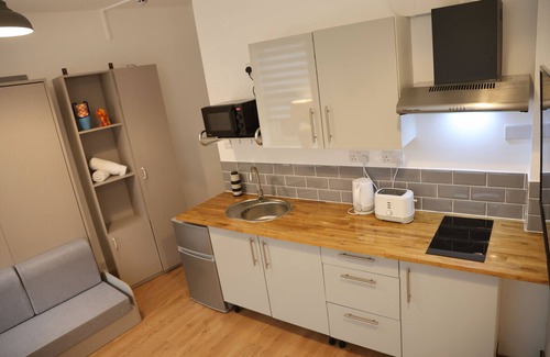 Kentish Town Apartment | Camden Cosy Studio