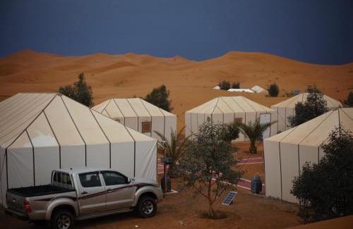 Taouz Bed & Breakfast | Camel Luxury Camp