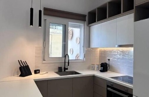 Nea Chora Apartment | Camelia home is a cozy apartment in the heart of the city with private parking.