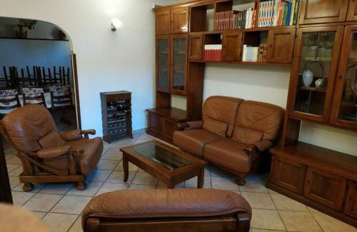 Zona XXXII Acilia Nord Apartment | Camera confortevole tra Roma e Ostia