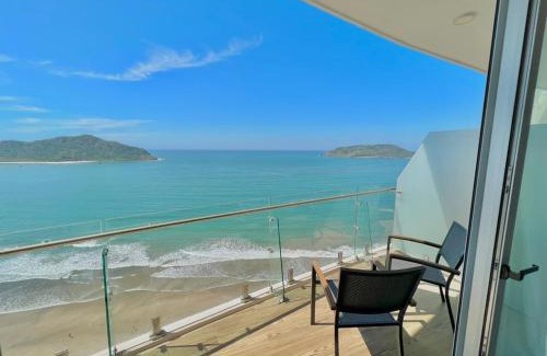 Zona Dorada Apartment | Camino al Mar 1702 Vista al Mar
