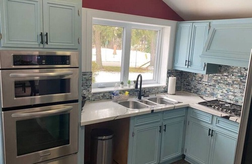 Plympton-Wyoming Cottage | Camlachie Beach House - Steps to the Beach