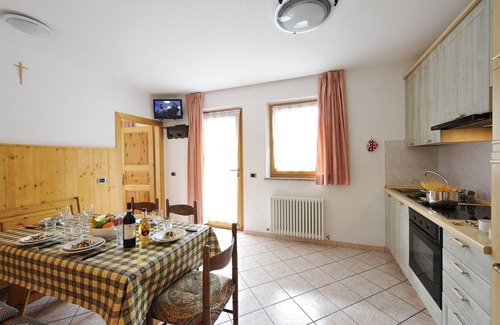 Livigno Apartment | Camoscio Ski in - Ski out 200m, Livigno, Italy