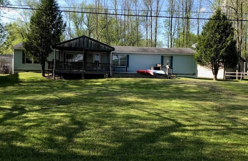 Cooperstown - Otsego Lake Cottage | "Camp Moonshine" Cooperstown Lakefront Cottage