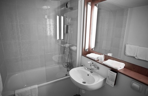 Hendaye Hotel | Campanile Hendaye