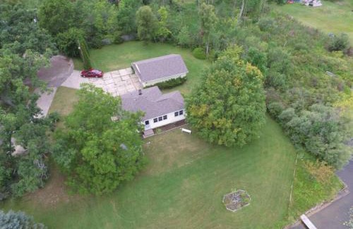 Alto House | Campau Lake Sunshine cottage