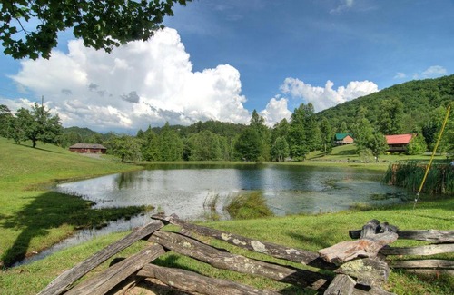 Gatlinburg - Pigeon Forge House | Campfire Lodge