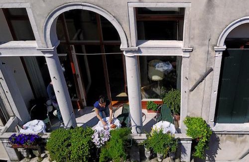Santa Croce Bed & Breakfast | Campiello Zen B&B