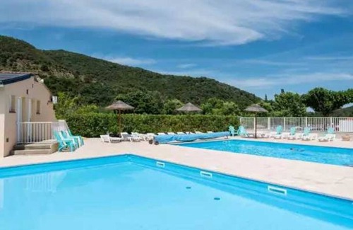 Arles-sur-Tech House | Camping 3 étoiles - Piscine - eebhbc