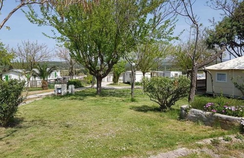 Villeveyrac House | Camping 3 étoiles - Piscine - efcb0h
