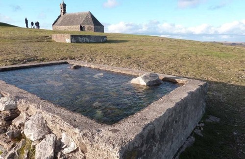 Locmaria-Berrien House | Camping 3 étoiles - Piscine - ccafbbe