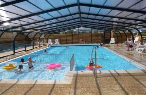Kerroch House | Camping 3 étoiles - Piscine - eehghi