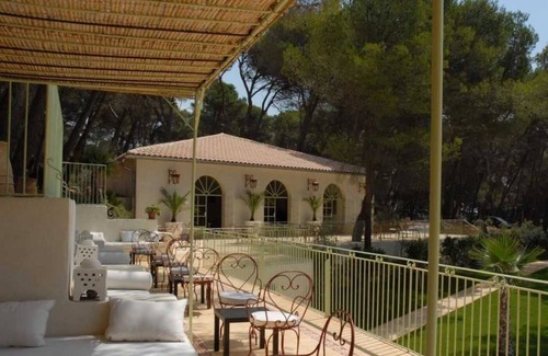 Castelnau-de-Guers House | Camping 4 étoiles - Piscine - ccaadha