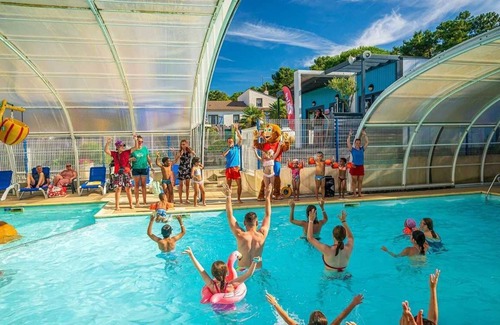 La Faute-sur-Mer House | Camping 4 étoiles - Piscine - eei0ff