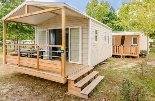 Parentis-en-Born House | Camping 4 étoiles - Piscine - eebif0