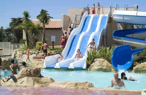 Les Cabanes de Fleury House | Camping 4 étoiles - Parc aquatique - efbh0e