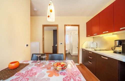 Naturno Apartment | 'Camping Adler Bungalow 15' with Mountain View, Terrace, Shared Pool & Wi-Fi