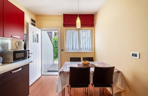 Naturno Apartment | 'Camping Adler Bungalow 16' with Mountain View, Terrace, Shared Pool & Wi-Fi