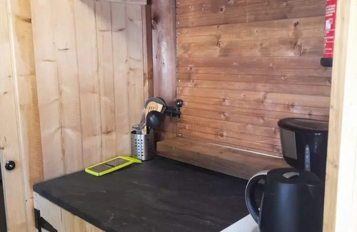 Chambonas Ski Chalet | Camping Castanhada* - 3-room cabin tent for 4 people