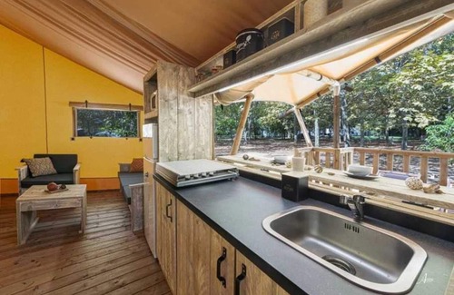Ghisonaccia House | Camping - ccbbg0f - Two Bedroom Apartment, Sleeps 5