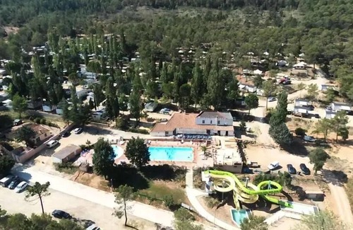 Villecroze Ski Chalet | Camping Flower Les Cadenières* - 3 Room Comfort Chalet for 5/7 People
