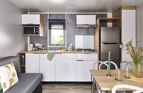 Ares House | Camping Les Goélands * - Mobil-Home Premium 3 Parts 4 People Air-conditioned + TV