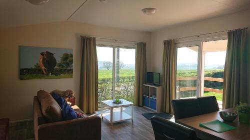 Remersdaal Ski Chalet | Camping Natuurlijk Limburg - chalet 6p