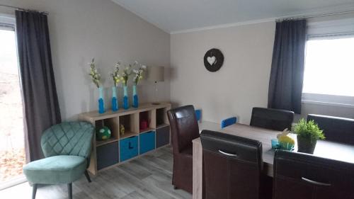 Remersdaal Ski Chalet | Camping Natuurlijk Limburg - chalet 4p