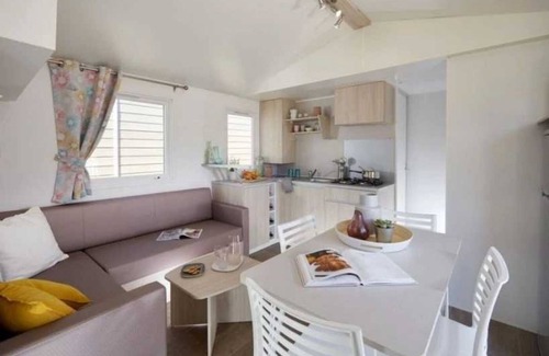 Ambon House | Camping - Parc aquatique - ccafh0d