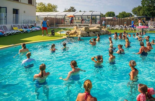 Ambon House | Camping - Parc aquatique - ccafhad