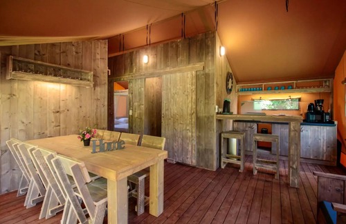 Souillac House | Campsite La Draille - Lodge Brive 4 room tent for 8 people (without toilet blocks)