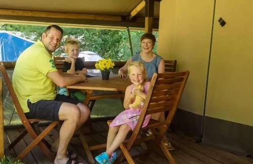 Souillac House | Campsite La Draille - Lodge Gourdon tent 3 rooms for 5 people (without sanitary facilities)