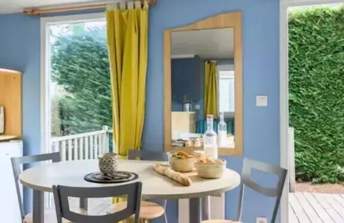 Les Mathes House | Campsite La Pinède* - Classic XL 3-room mobile home for 4 people