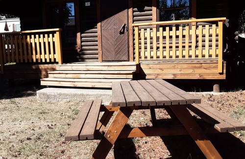 Estavar Ski Chalet | Campsite Les Jardins d'Estavar* - 3 room chalet for 4 people