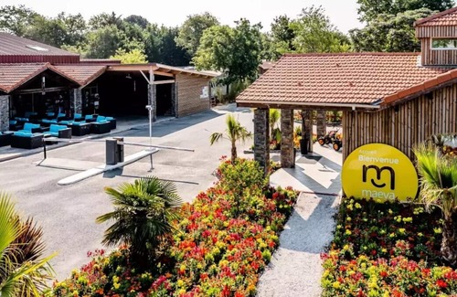 Soulac-sur-Mer House | Campsite maeva Respire Domaine Les Carrelets de Soulac ***** - Mobile Home Classic 3 Rooms 4 People Air Conditioning + TV