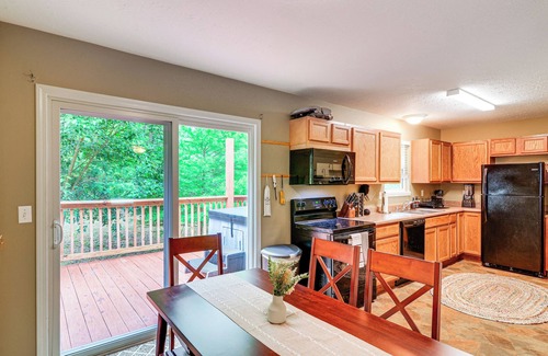 Campton Cottage | Campton Cottage w/Hot Tub, Near Hiking + Climbing